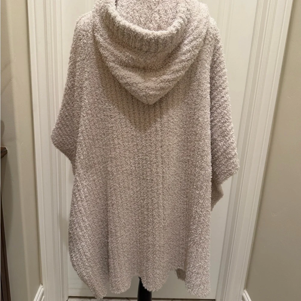 Barefoot Dreams The Cozy Women's Poncho - Picture 6 of 8
